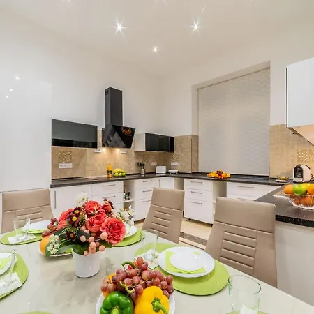 Global アパートホテル