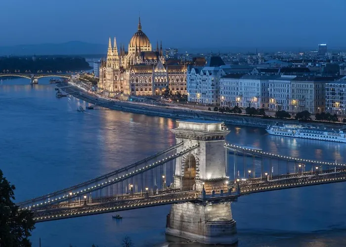 Global מלון דירות 4*