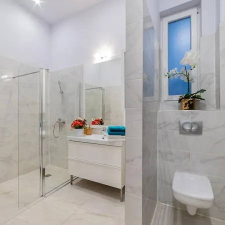 Apartahotel Global 4*