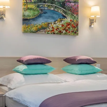 Global 4* Budapeşte